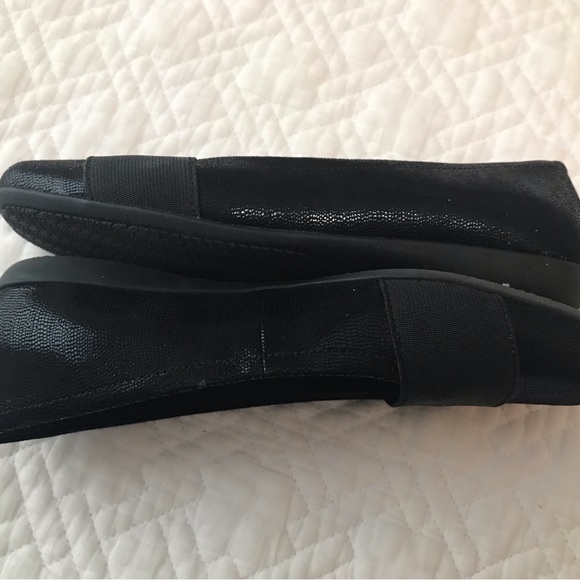 Trotters Samantha Black Lizard Leather Loafers Ballet Flats Size 6M - Picture 7 of 9